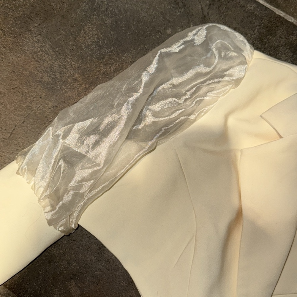 NWT Fashion Nova Blazer Dress Sz small Cream with Sheer Sleeves - Picture 5 of 5